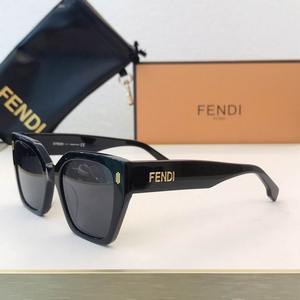 Fendi Sunglasses 528